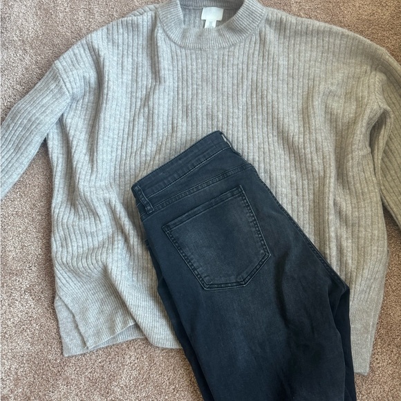 Kut from the Kloth Button Fly Denim - Picture 6 of 6